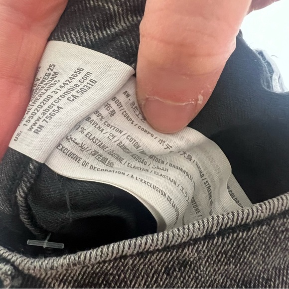 Abercrombie Curve Love Ankle Straight Ultra High Rise Size 26 / 2 Split Hem - Picture 6 of 6